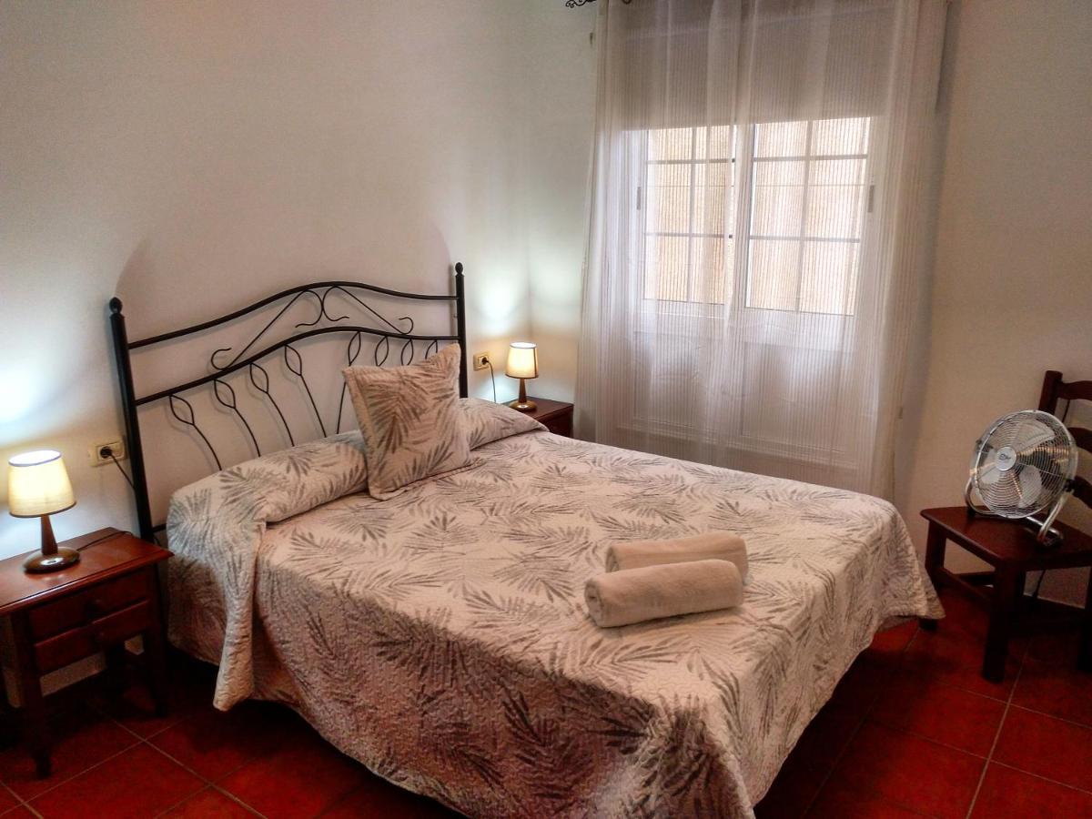 Apartamentos Isora Frontera Bagian luar foto
