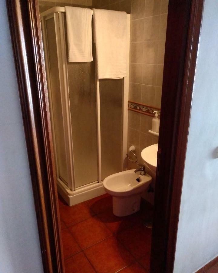 Apartamentos Isora Frontera Bagian luar foto