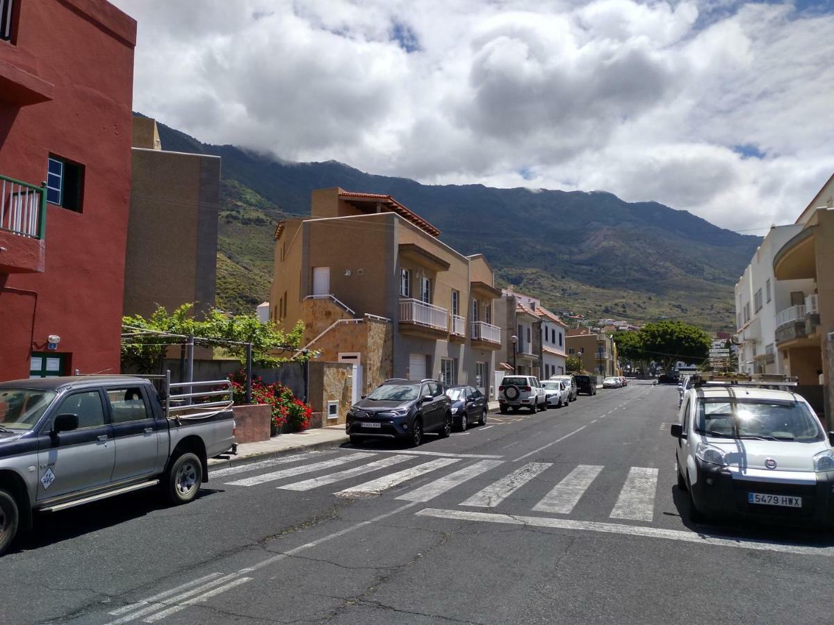 Apartamentos Isora Frontera Bagian luar foto